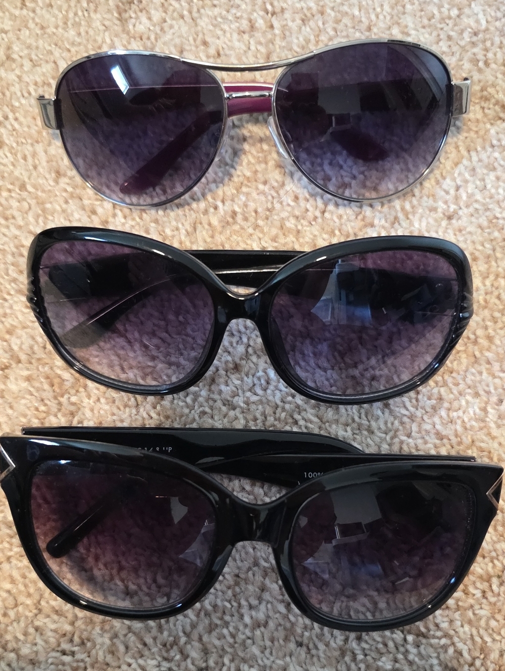EUC (3) Pair Bundle of Black Women's Sunglasses - Stylish UV Protection